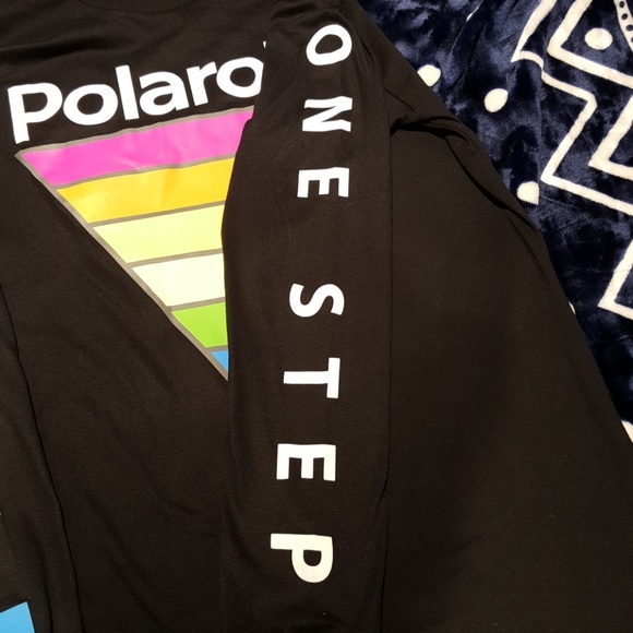 ⛔SOLD⛔ Vintage Polaroid Long Sleeve Shirt - NWOT - Picture 5 of 6